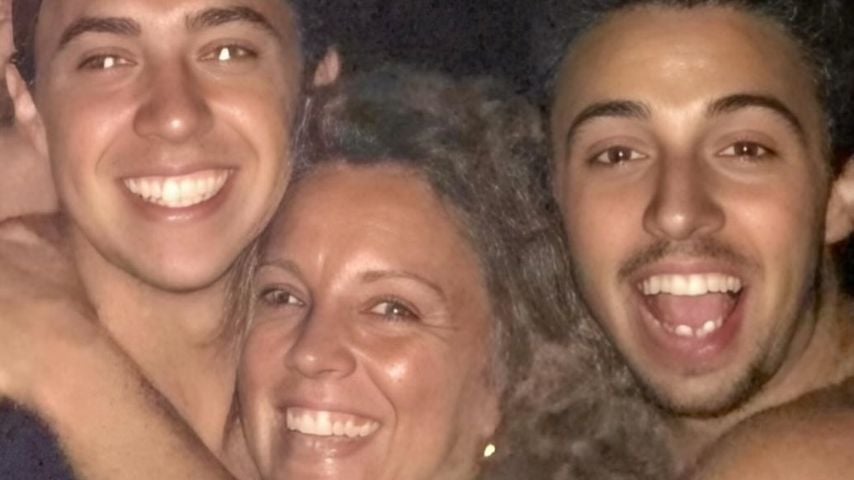 Jane Gaudreau ehrt verstorbene Söhne Johnny und Matthew
