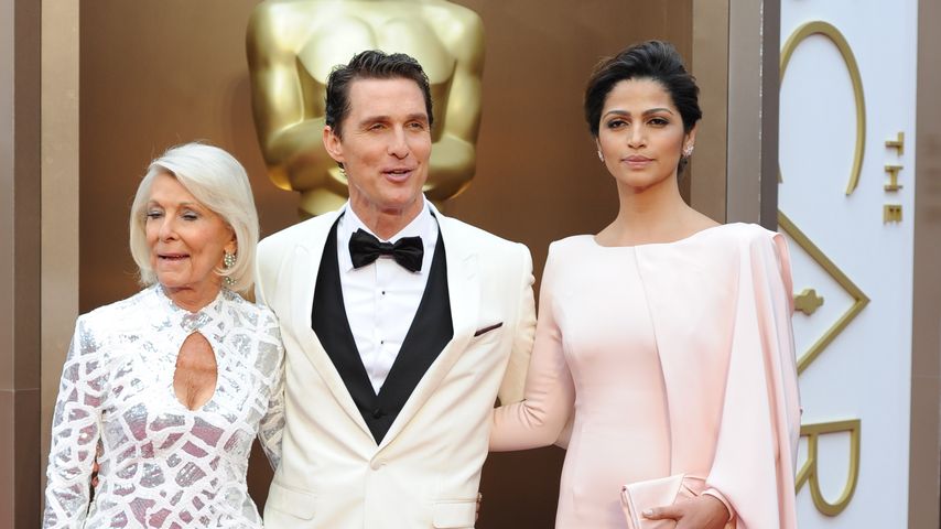 Mary Kathlene McConaughey, Matthew McConaughey, Schauspieler, und Camila Alves, Model