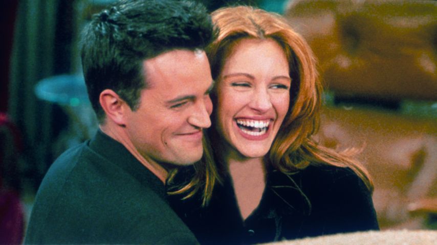 Matthew Perry und Julia Roberts am "Friends"-Set