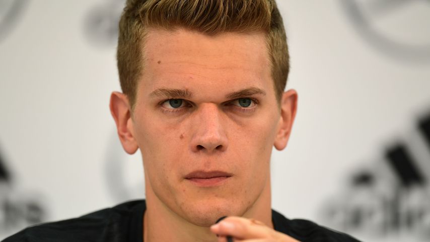 Nach Augenhöhlen-Bruch: Ehefrau tröstet Matthias Ginter