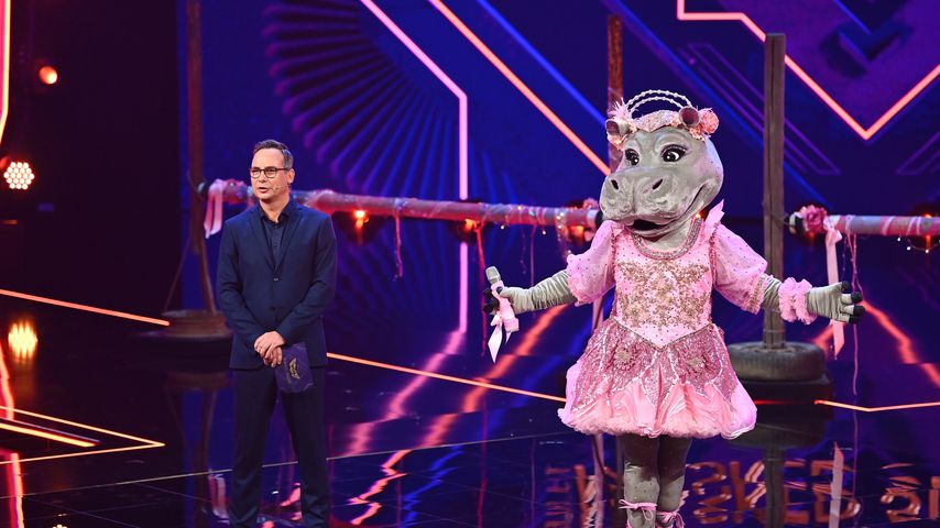 Matthias Opdenhövel und das Nilpferd bei "The Masked Singer"