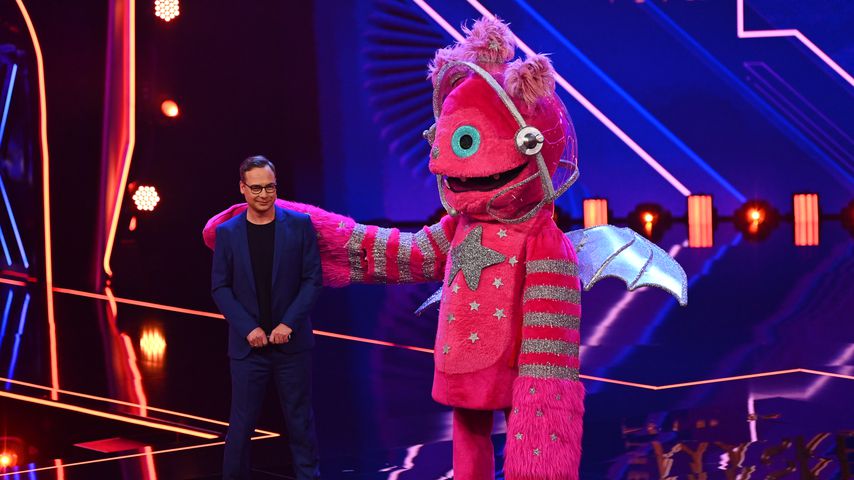 Matthias Opdenhövel und der "The Masked Singer"-Monstronaut