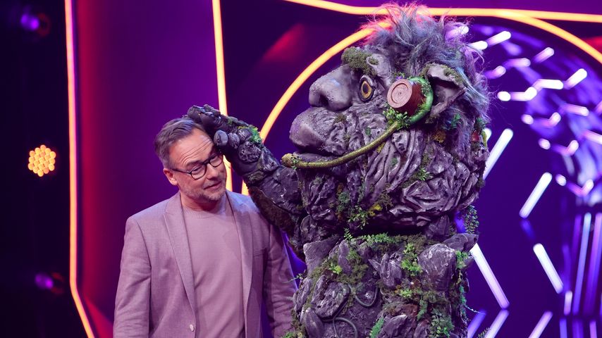 Matthias Opdenhövel und der Troll bei "The Masked Singer" 2023