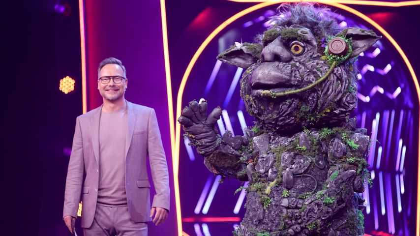 Matthias Opdenhövel und der Troll bei "The Masked Singer" 2023