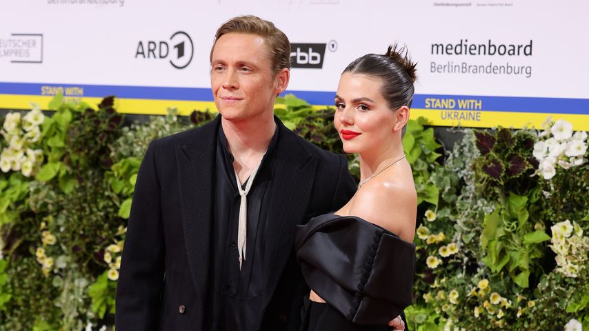 Matthias Schweighöfer und Ruby O. Fee bei der Filmpremiere von "Lola" im Juni 2022