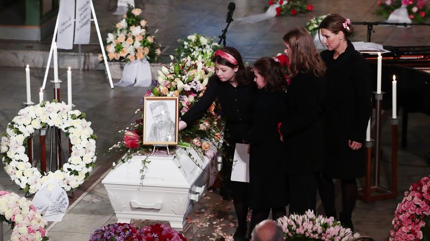 Bewegende Bilder: So ergreifend war Ari Behns Trauerfeier