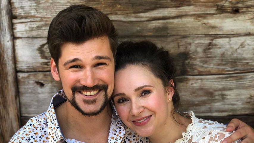 Max Beier und Désirée von Delft am Set von "Sturm der Liebe"