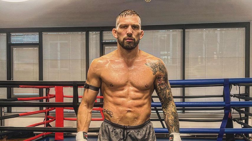 Max Coga, MMA-Profi