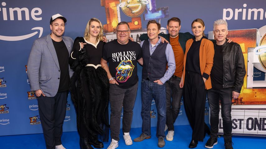 Max Giermann und der "Lol: Last One Laughing"-Cast im März 2023
