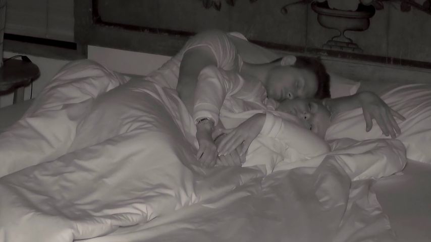 Max und Michelle im Bett