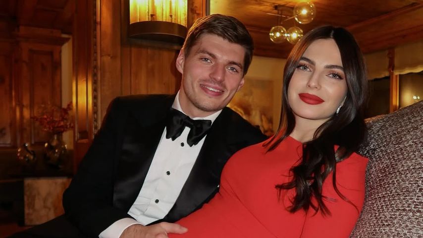 Max Verstappen und Kelly Piquet mit Babybauch an Weihnachten 2024