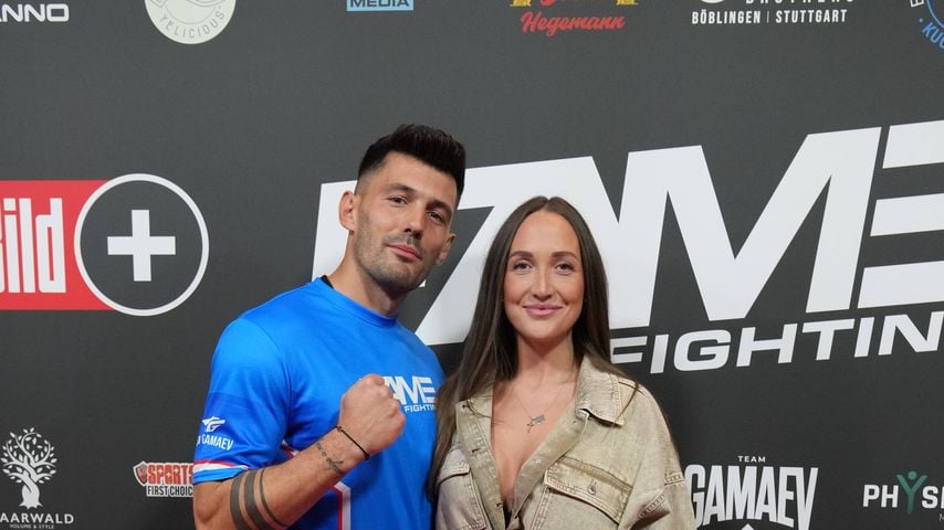 Max Wilschrey und Freundin Laura beim Fame Fighting 2 im Maritim Hotel Bonn