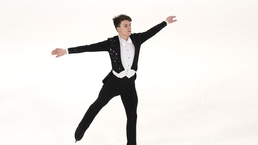 Maxim Naumov, Eisläufer
