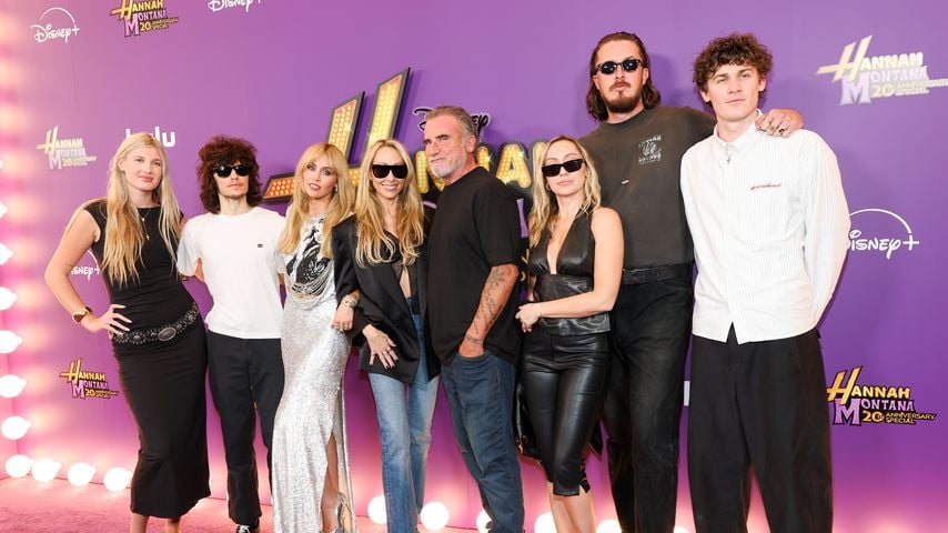 Billy Ray fehlt bei "Hannah Montana"-Premiere zum Jubiläum