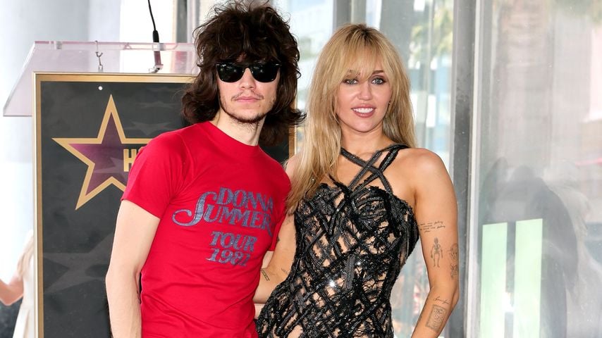 Kommentar lässt aufhorchen: Ist Miley Cyrus verheiratet?