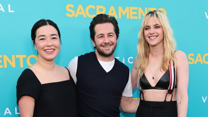 Kristen Stewart posiert mit Ex Michael Angarano bei Premiere