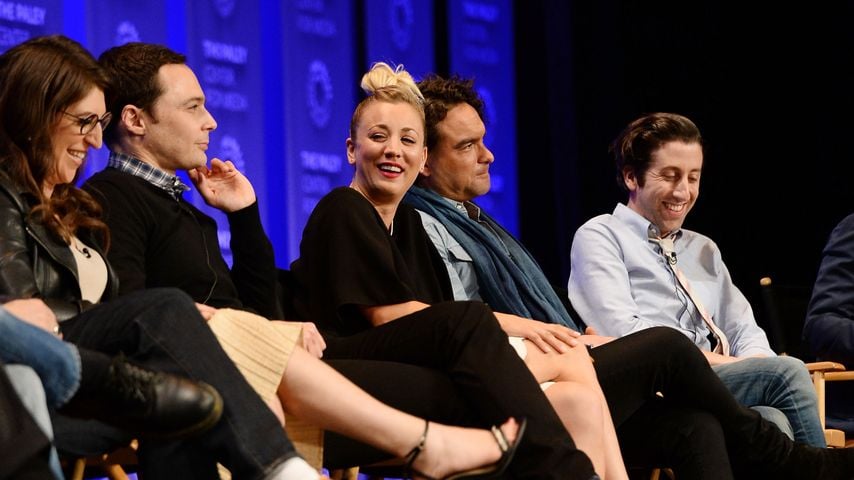 Mayim Bialik, Jim Parsons, Kaley Cuoco, Johnny Galecki und Simon Helberg im März 2016