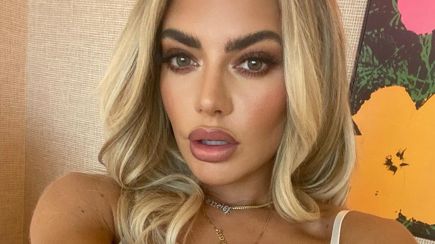 Weil sie Stripperin war: Megan Barton-Hansons Mama weinte