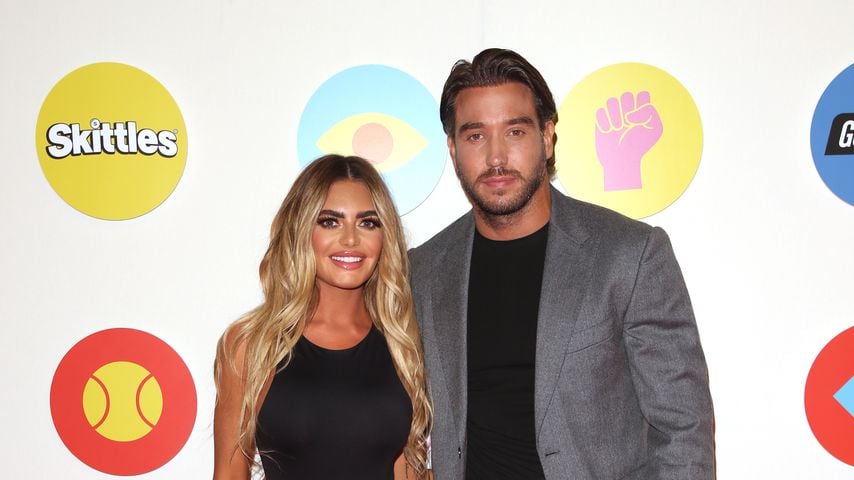 Pärchendebüt: Megan Barton Hanson und James Lock bei Event