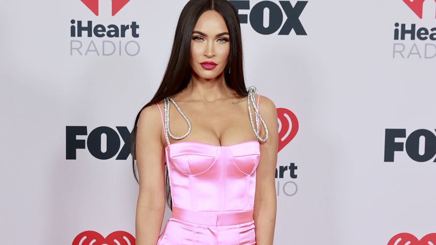 Megan Fox bei den iHeartRadio Music Awards 2021