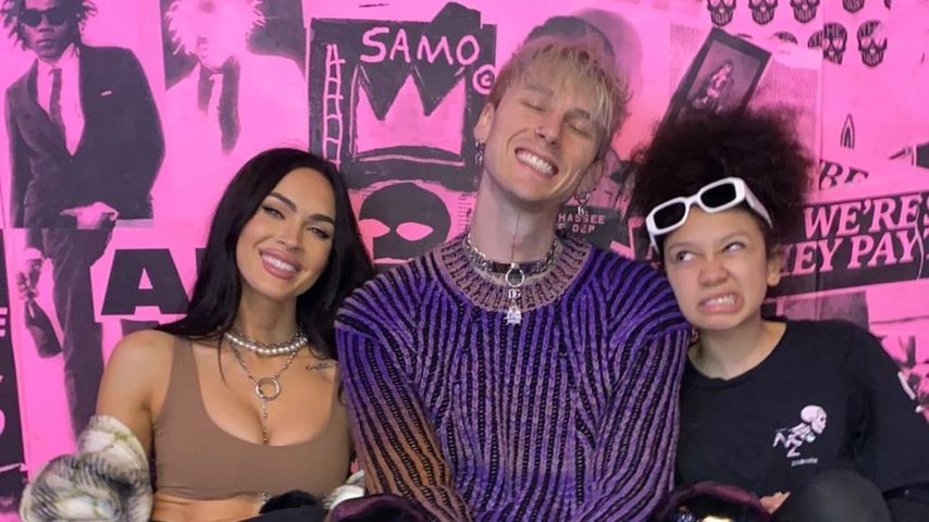 Sehr vertraut: Megan Fox posiert mit MGK und seiner Tochter