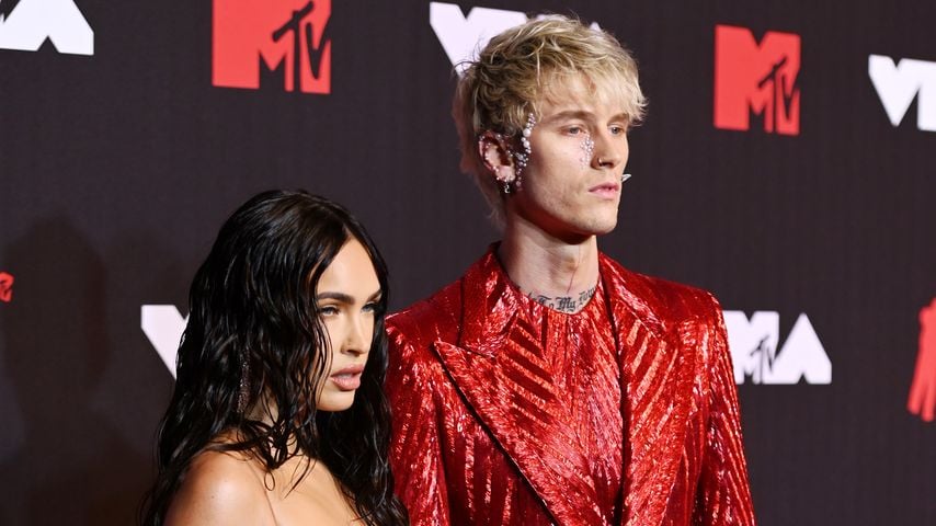 Machine Gun Kelly und Megan reisen mit Baby nach Costa Rica