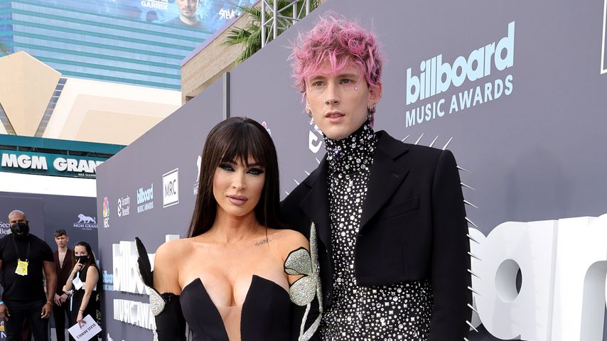 Megan Fox und Machine Gun Kelly bei den Billboard Music Awards