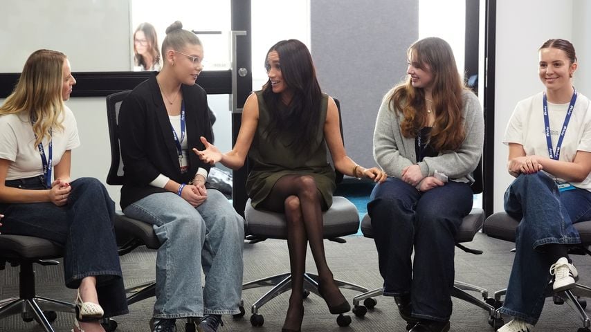 Meghan, Herzogin von Sussex, im Gespräch mit Teilnehmenden des Batyr-Mental-Health-Programms an der Swinburne University in Melbourne