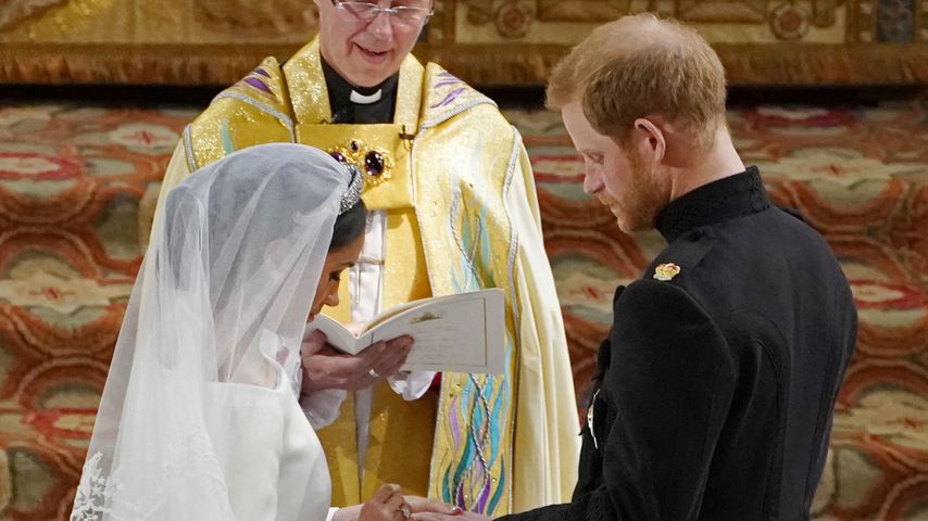 Herzogin Meghan und Prinz Harry bei ihrer Hochzeit in der St George's Chapel