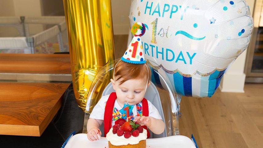 Meghan Trainors Sohn Riley an seinem ersten Geburtstag
