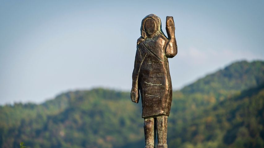 Die Bronze-Statue der Melania Trump im Auftrag des Künstlers Brad Downey