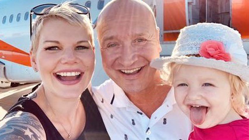 Melanie Müller mit ihrem Mann Mike und Töchterchen Mia