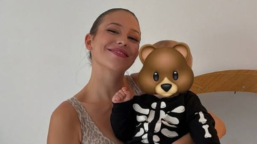 Melina Hoch teilt süßes Halloweenfoto mit Baby, Halloween 2026