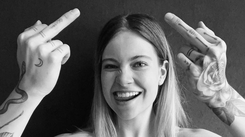Body-Positivity: YouTuberin Melina Sophie zeigt ihren Bauch!