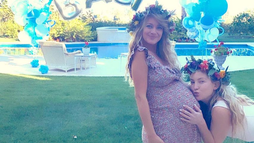 Meredith Weasel und Kate Hudson im November 2020