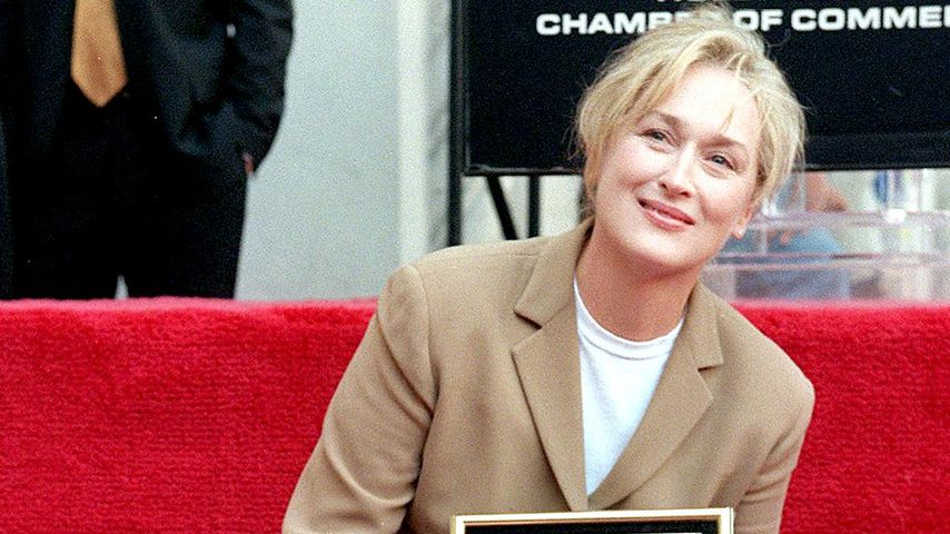 Meryl Streep bei der Enthüllung ihres Sterns auf dem Walk of Fame in Hollywood, 1998