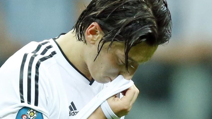 Mesut Özil: Er freut sich für das spanische Team
