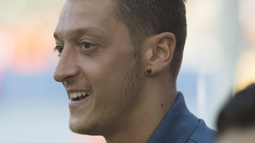 Voller Stolz: Kicker-Star Mesut Özil ist Onkel geworden!