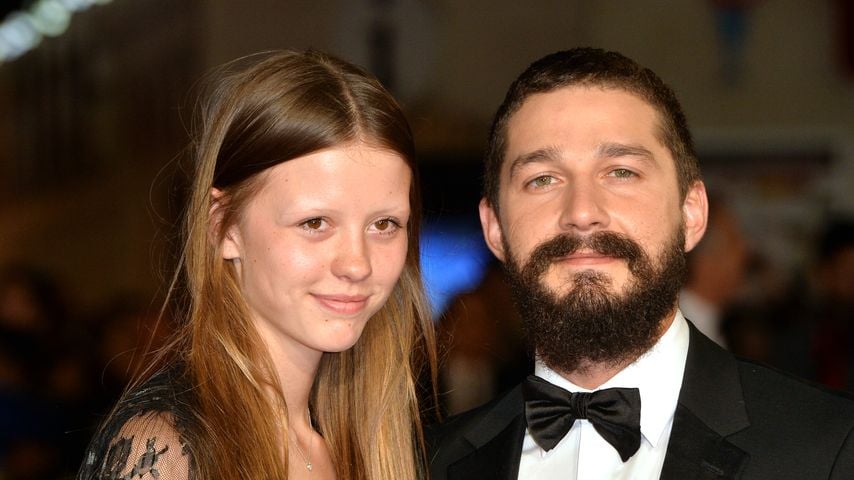 Ist das Baby da? Shia LaBeoufs Mia ohne Babybauch unterwegs