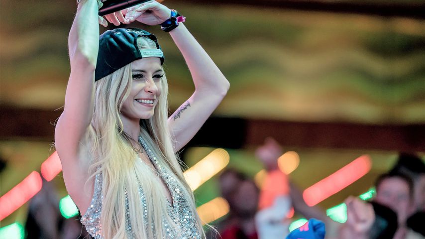 Mia Julia Brückner im Bierkönig 2018