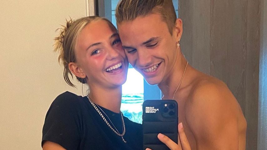 Romeo Beckham und Freundin Mia Regan sind total verliebt