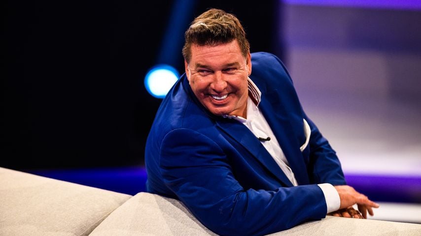 Supertalent-Sieger sagt Schulden den Kampf an