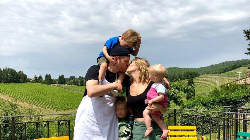 Michael Bublé kuschelt mit Luisana Lopilato und ihren Kindern