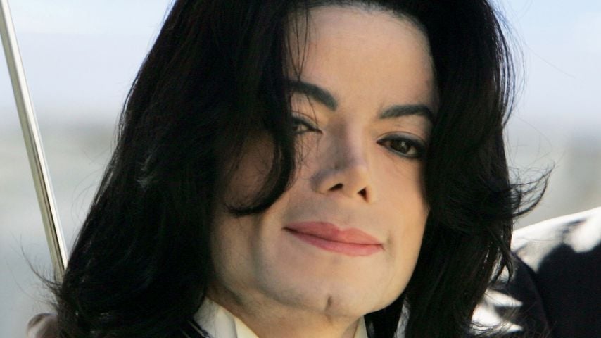 Michael Jackson im April 2005 in Santa Maria