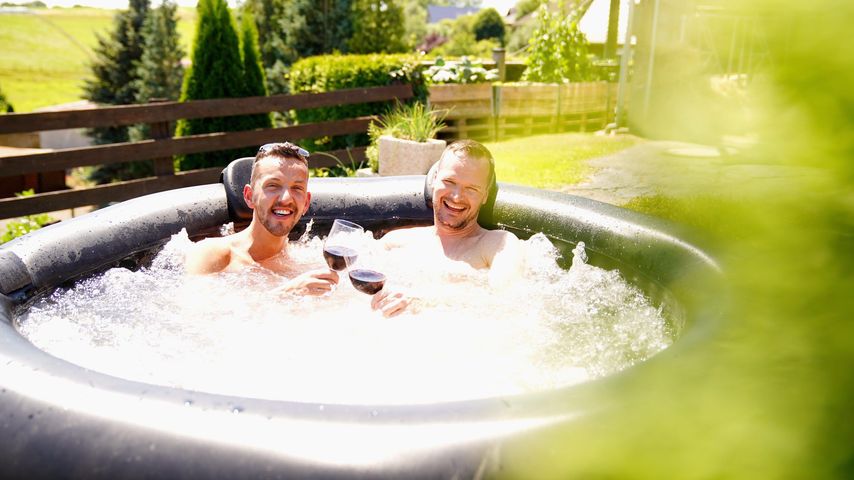 Michael Kaufmann und Jan-Hendrik bei "Bauer sucht Frau" 2022