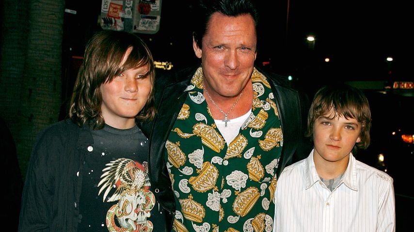 Michael Madsen mit seinen Söhnen Max und Hudson im Februar 2007