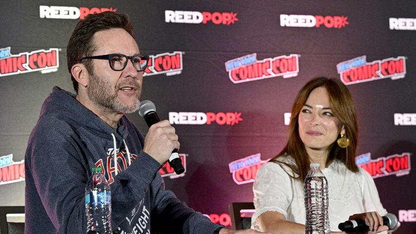 Michael Rosenbaum und Kristin Kreuk sprechen bei "The Road to Superman: 25 Years of Smallville" auf der New York Comic Con 2026
