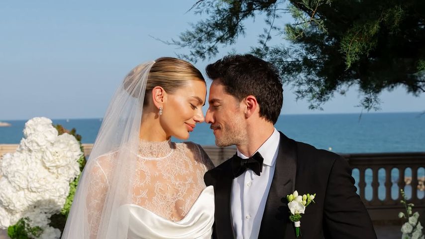 Michael Trevino und Bregje Heinen 2025 auf ihrer Hochzeit