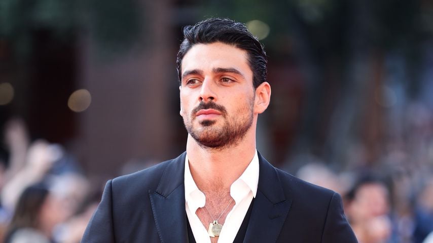 Michele Morrone stellt klar: Er hatte kein Coming-out