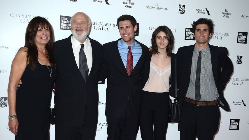 Michele Reiner und Rob Reiner mit ihren Kindern Jake, Romy und Nick